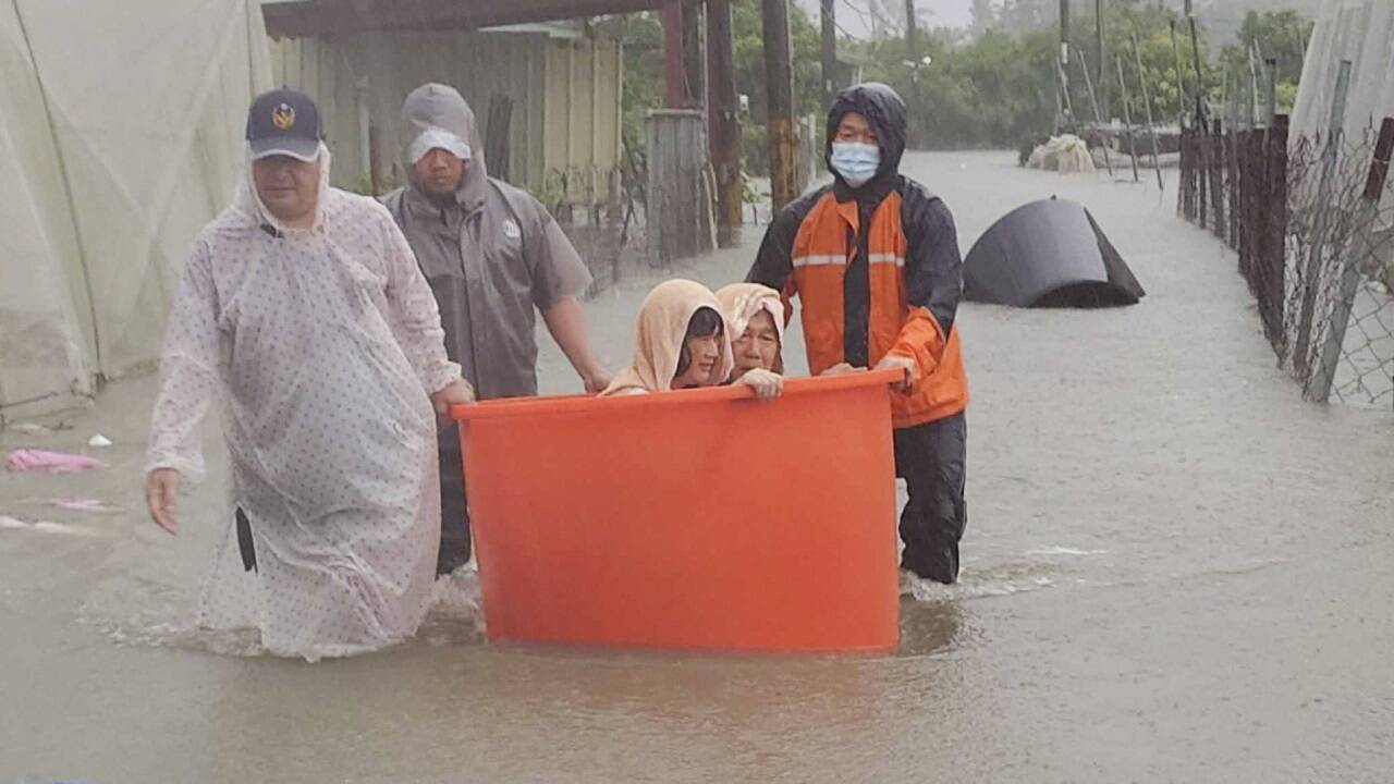 Einsatzkräfte n Taiwan. Einsatzkräfte n Taiwan.