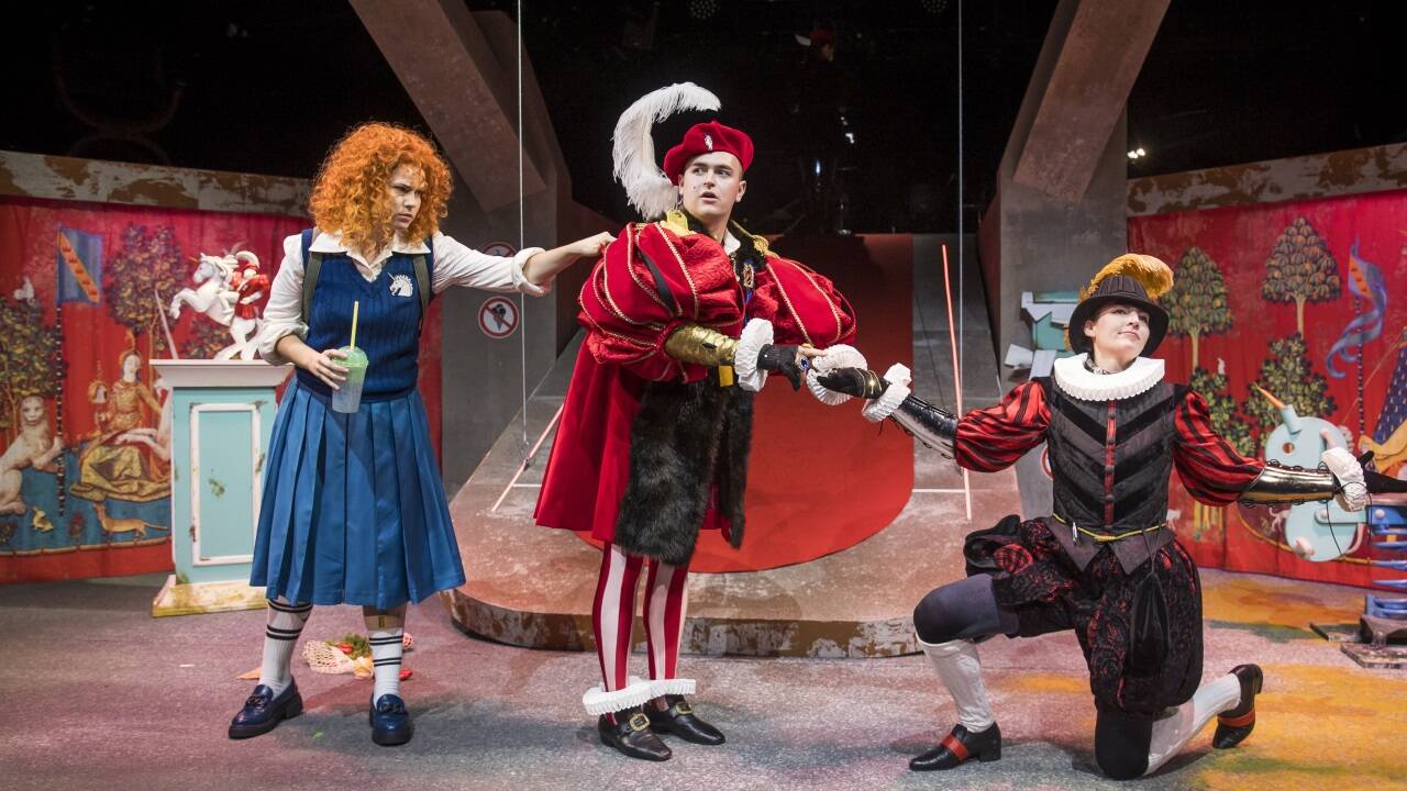 Marie Maidowski, Jack Lee und Cornelia Dexel in „Die Kluge“. 