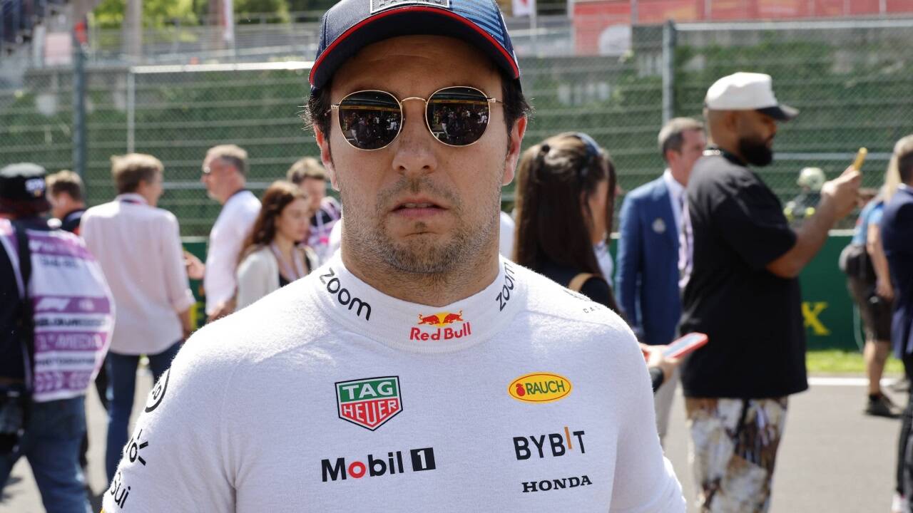 Sergio Pérez wird vermutlich auch nach der Sommerpause im Red Bull sitzen. 