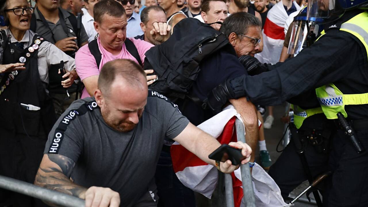 Krawalle bei Demonstration in London 