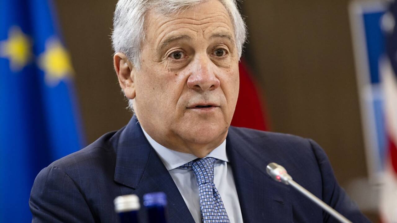 Antonio Tajani bei einem Meeting der G7 