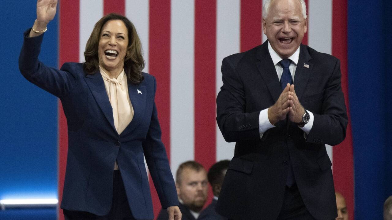 Kamala Harris und Tim Walz.  Kamala Harris und Tim Walz.