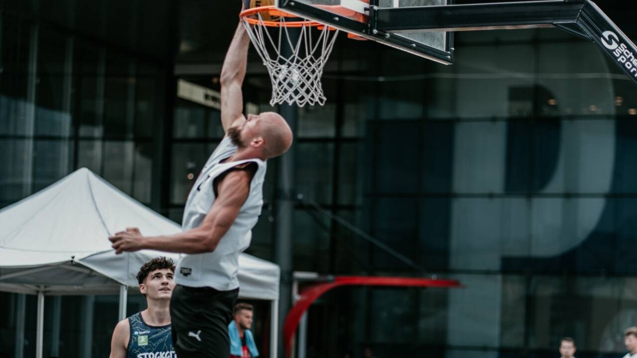 Basketballer aus ganz Österreich und den Nachbarländern waren zum Europark gekommen, um sich zu messen.   Basketballer aus ganz Österreich und den Nachbarländern waren zum Europark gekommen, um sich zu messen.