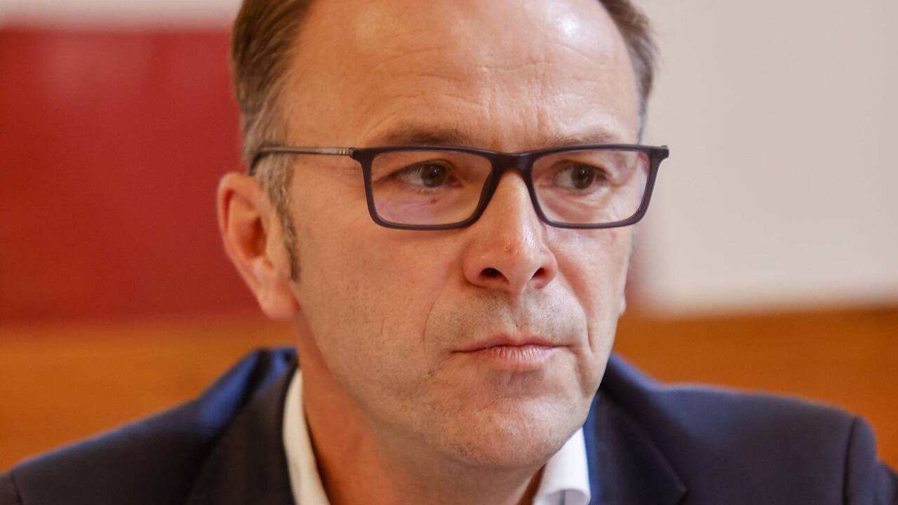 Der Bürgermeister der Stadt Salzburg, Bernhard Auinger (SPÖ), äußert sich kritisch zur vom Land präsentierten Kampagne für den S-Link. 