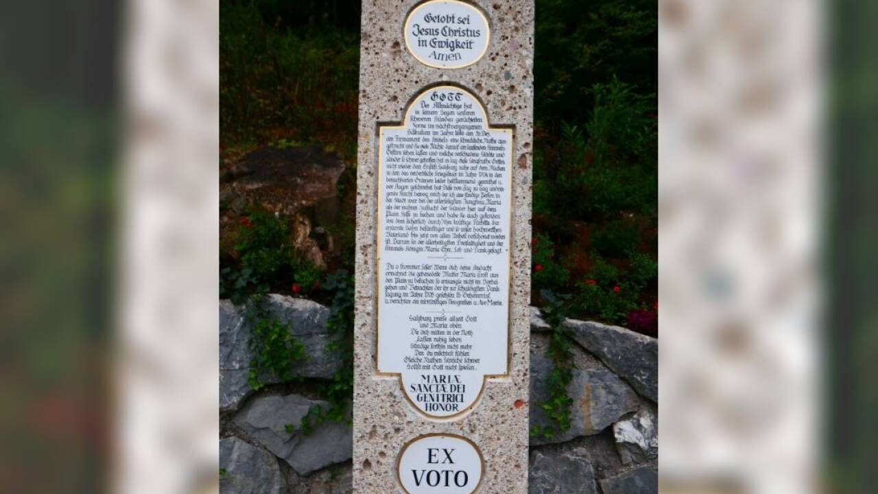 Die Stifterbotschaft liefert den Schlüssel zum Pilgerweg mit den „Geheimnissäulen“.  