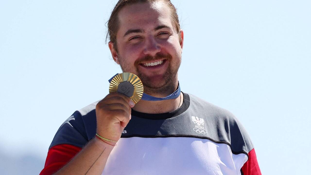 Valentin Bontus jubelt über Gold. 