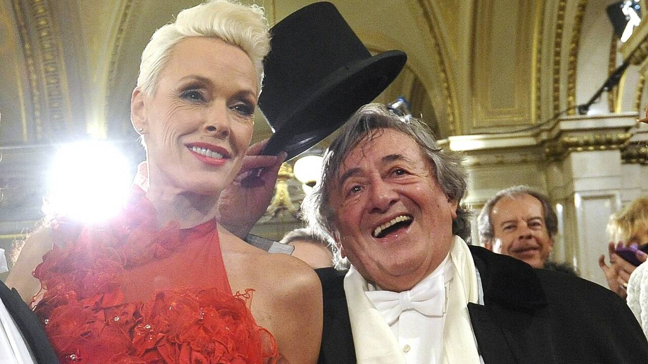 Promigast am Opernball 2012 – Brigitte Nielsen mit Richard Lugner.  