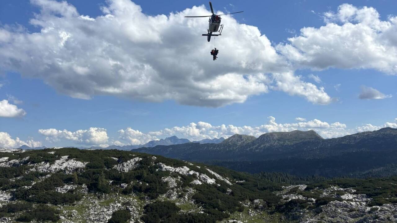 Bilder vom Sucheinsatz von Bergrettung und Alpinpolizei.  