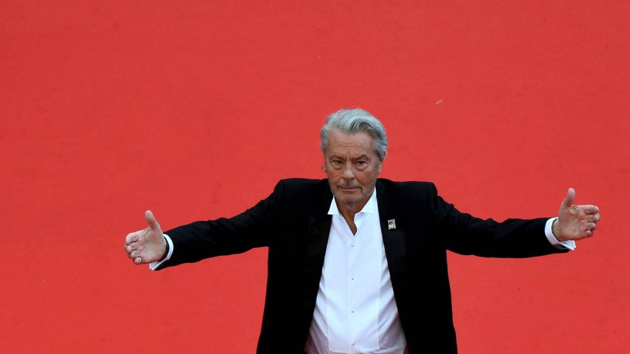 Alain Delon ist im Alter von 88 Jahren verstorben.  