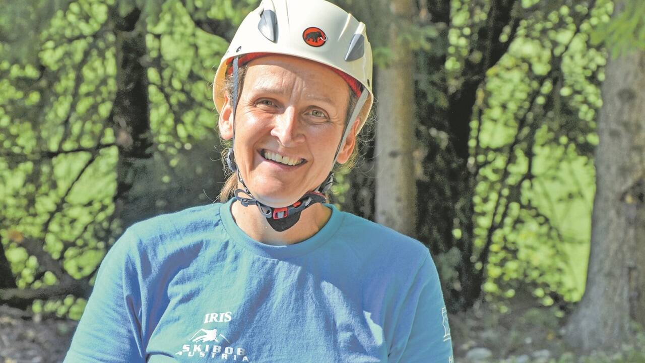 Iris Lienhard beim Trainingskurs mit ihrer Schüler-Nationalmannschaft.  