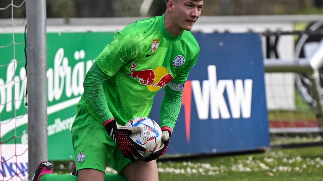 Torhüter Jonas Krumrey wechselt leihweise nach Dänemark. 