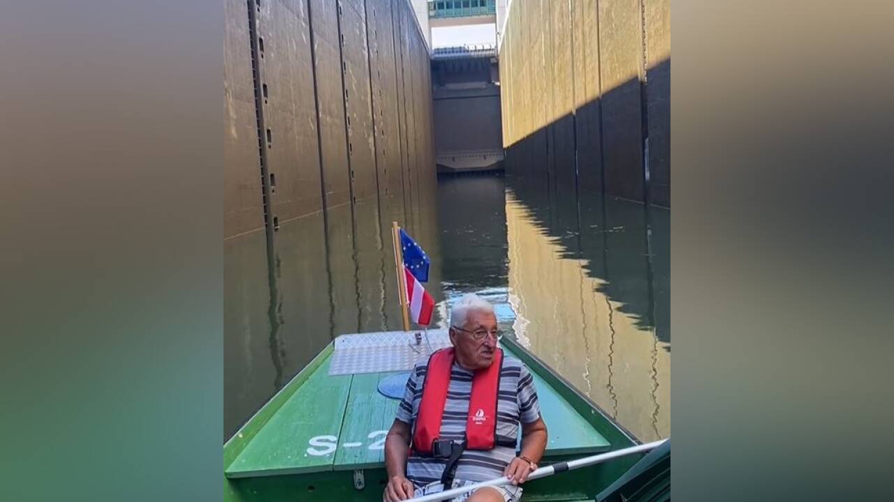 Die Schleuse Hilpoltstein hat eine Hubhöhe von 24,7 Metern. Die Schleuse Hilpoltstein hat eine Hubhöhe von 24,7 Metern.