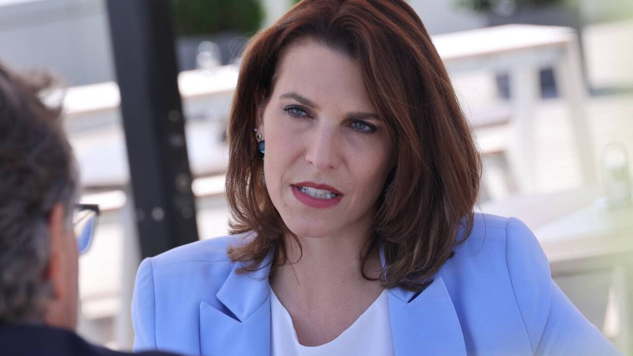 „Eine solche Sprache ist einem politischen Repräsentanten nicht würdig, insbesondere wenn dieser eines der höchsten Ämter der Republik anstrebt“, sagt die Salzburger Ministerin Karoline Edtstadler.   „Eine solche Sprache ist einem politischen Repräsentanten nicht würdig, insbesondere wenn dieser eines der höchsten Ämter der Republik anstrebt“, sagt die Salzburger Ministerin Karoline Edtstadler.