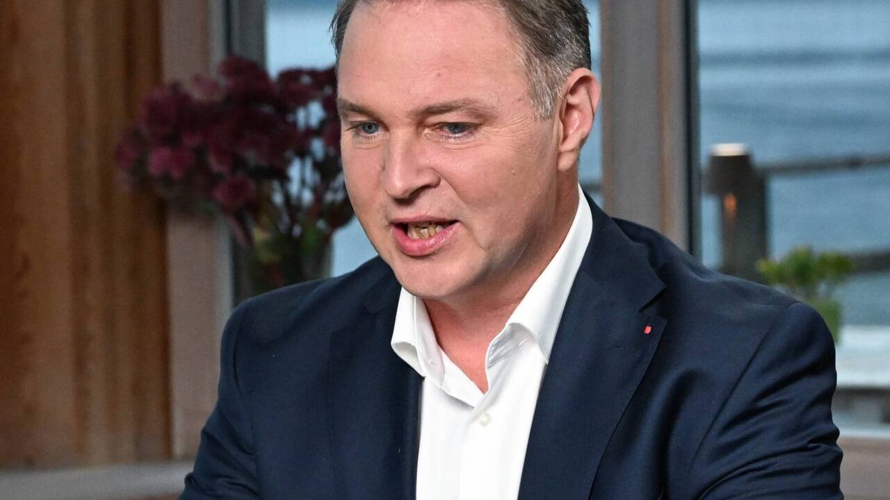 SPÖ-Parteivorsitzender Andreas Babler am Montag vor Beginn der Aufzeichnung der Sendung ORF-„Sommergespräche“ in Traunkirchen am Traunsee.  SPÖ-Parteivorsitzender Andreas Babler am Montag vor Beginn der Aufzeichnung der Sendung ORF-„Sommergespräche“ in Traunkirchen am Traunsee.