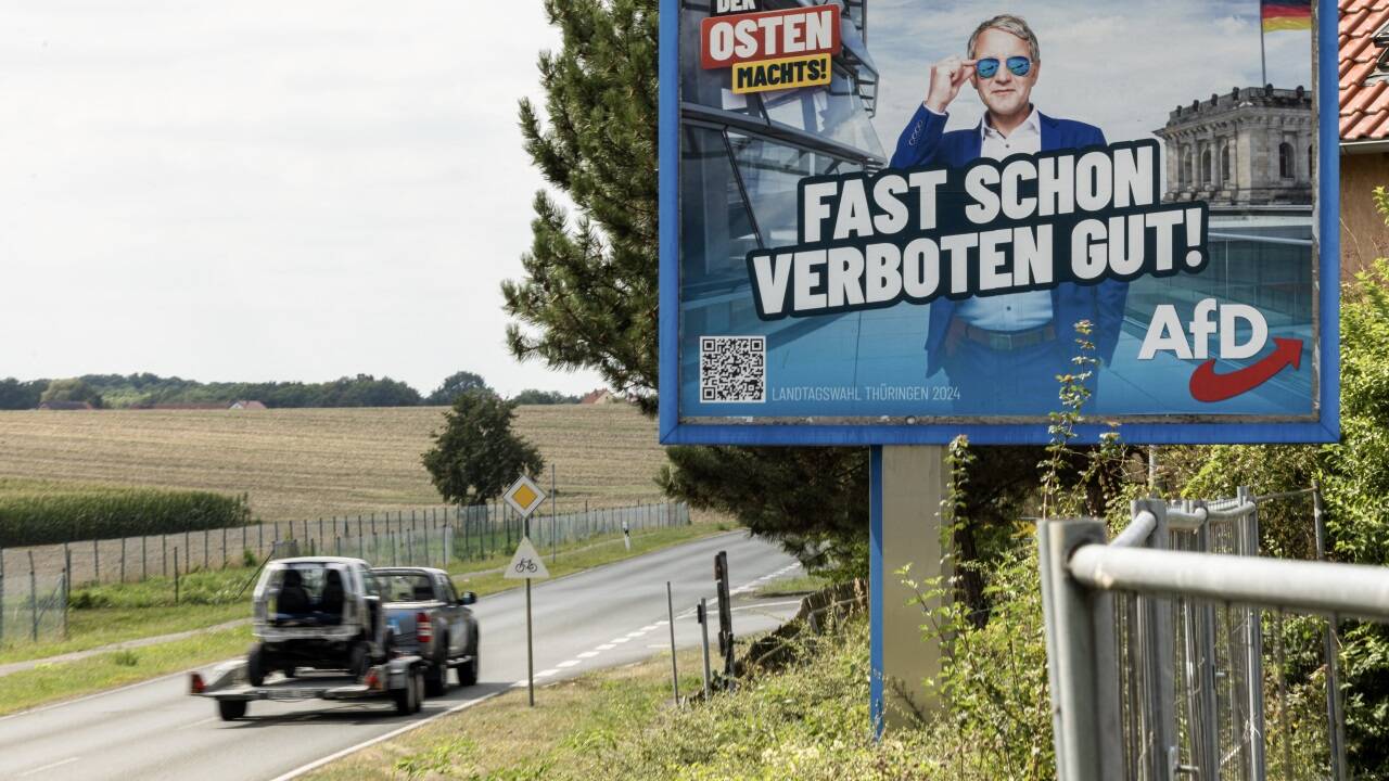 Wahlwerbung in Thüringen: Plakate kleben längst nicht nur Parteien, auch Landtag und Bürgerinitiativen rufen zum Wählen auf.   Wahlwerbung in Thüringen: Plakate kleben längst nicht nur Parteien, auch Landtag und Bürgerinitiativen rufen zum Wählen auf.