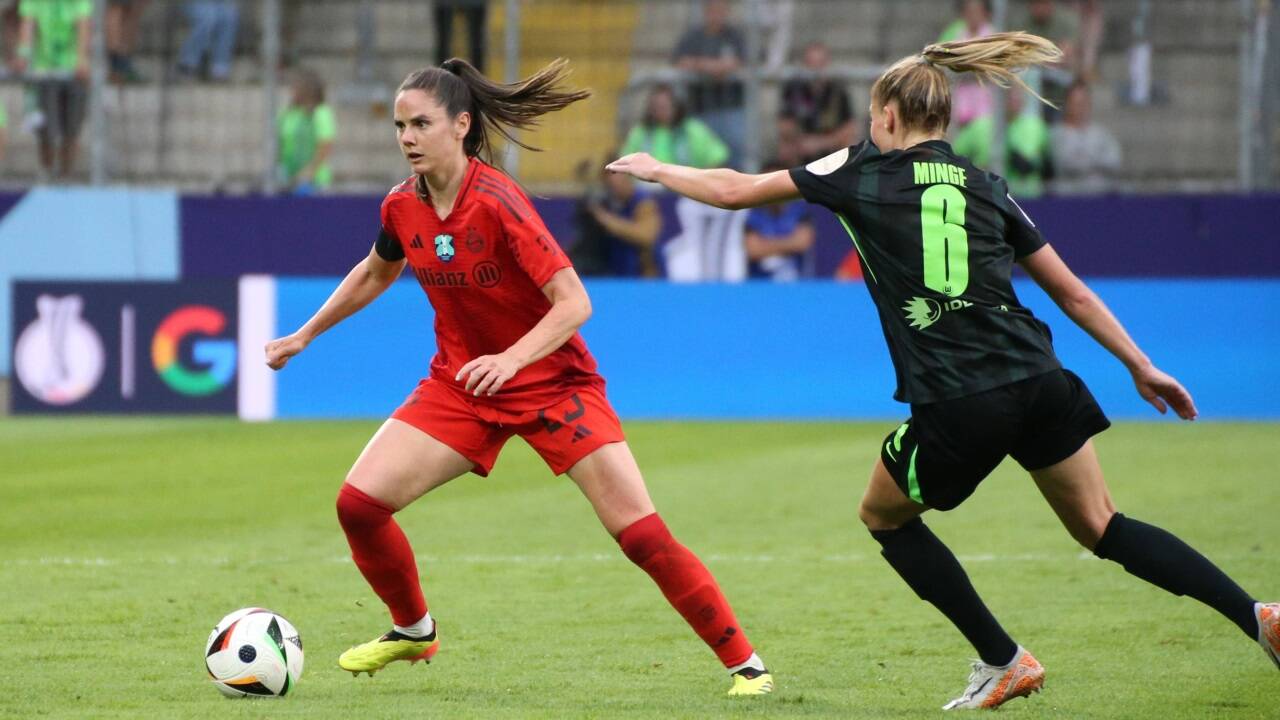 Sarah Zadrazil.  Sarah Zadrazil.