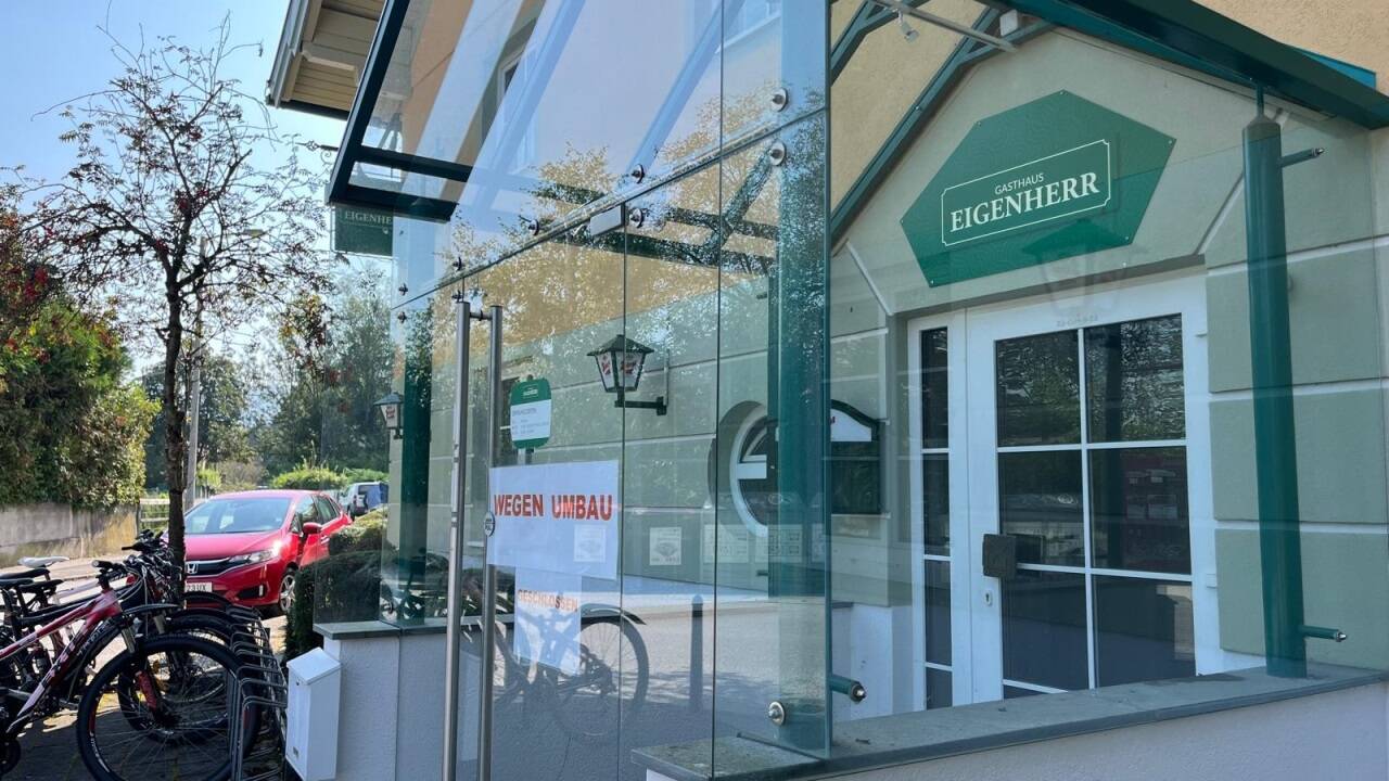 Das Gasthaus Eigenherr ist seit Monaten zugesperrt. Der Besitzer plante Wohnungen, weil sich kein neuer Pächter fand. 