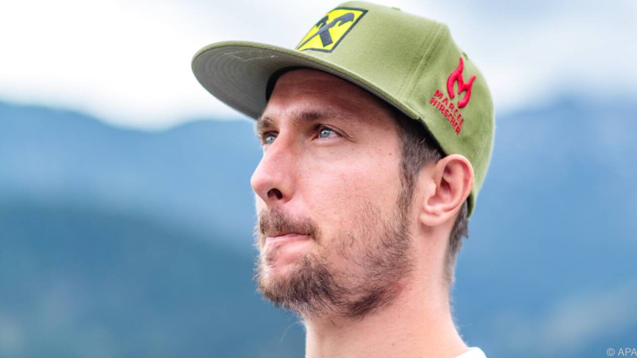 Hirscher stürzte am ersten Schneetag.  