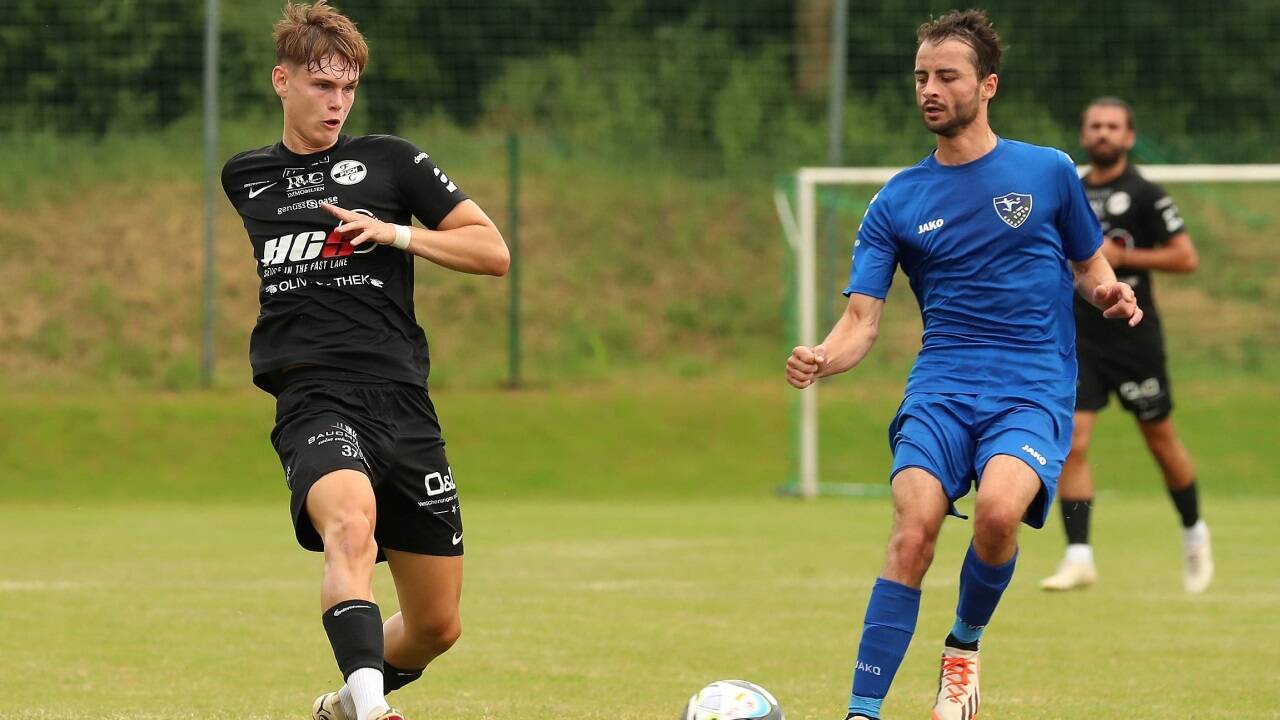 Hat Raffael Deisenberger (rechts) am Samstag für den SSK gespielt? 