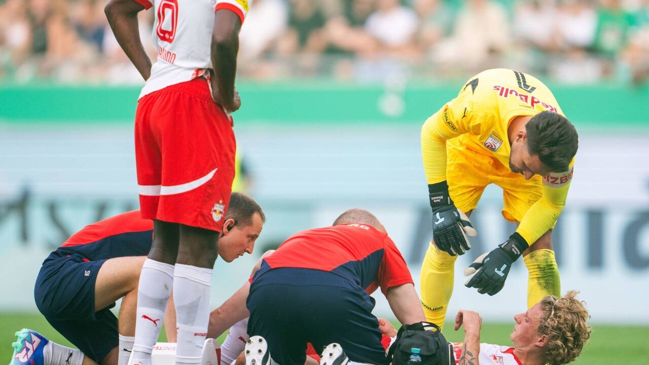 Maurits Kjærgaard verletzte sich am Sonntag gegen Rapid ohne Fremdeinwirkung.  