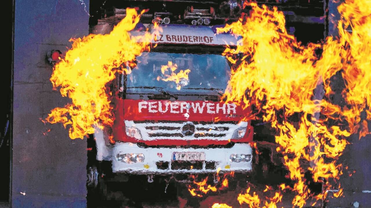 Versicherungsverträge für Gebäude sollten alle zwei bis drei Jahre überprüft werden. 