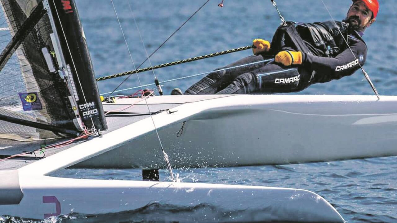 Wolfgang Klampfer in Aktion bei einer früheren Wettfahrt auf dem Gardasee. 