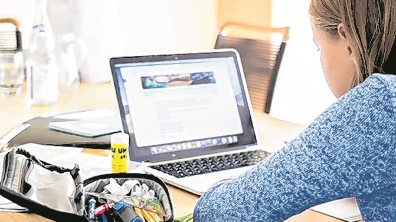 Keine Selbstverständlichkeit: Für die Schule braucht es heute mehr als Heft und Bleistift. Der Schulstart kann da empfindlich ins Geld gehen.Bild: Kinder Haben Zukunft/pixabay  Keine Selbstverständlichkeit: Für die Schule braucht es heute mehr als Heft und Bleistift. Der Schulstart kann da empfindlich ins Geld gehen.Bild: Kinder Haben Zukunft/pixabay