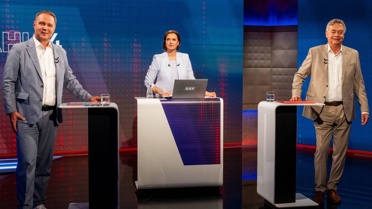 Babler und Kogler im TV-Duell.  