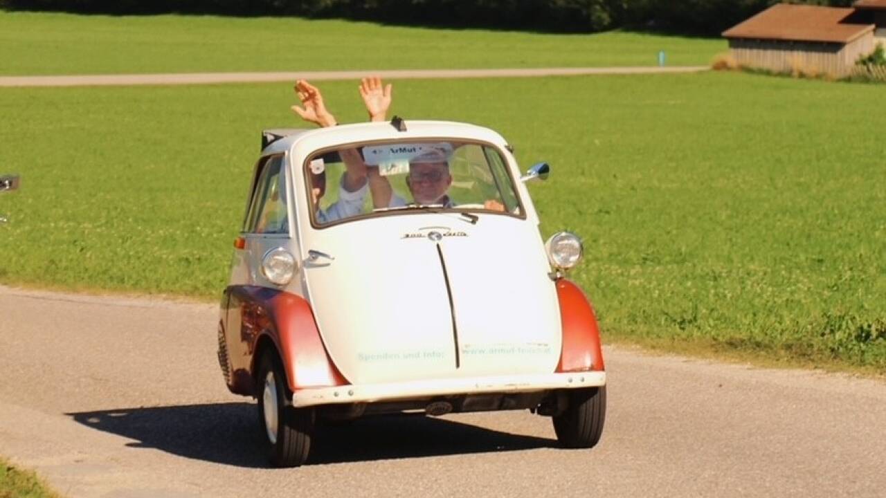 Johann Haas genoss die Ausfahrt in der Isetta von Thomas Neureiter. 