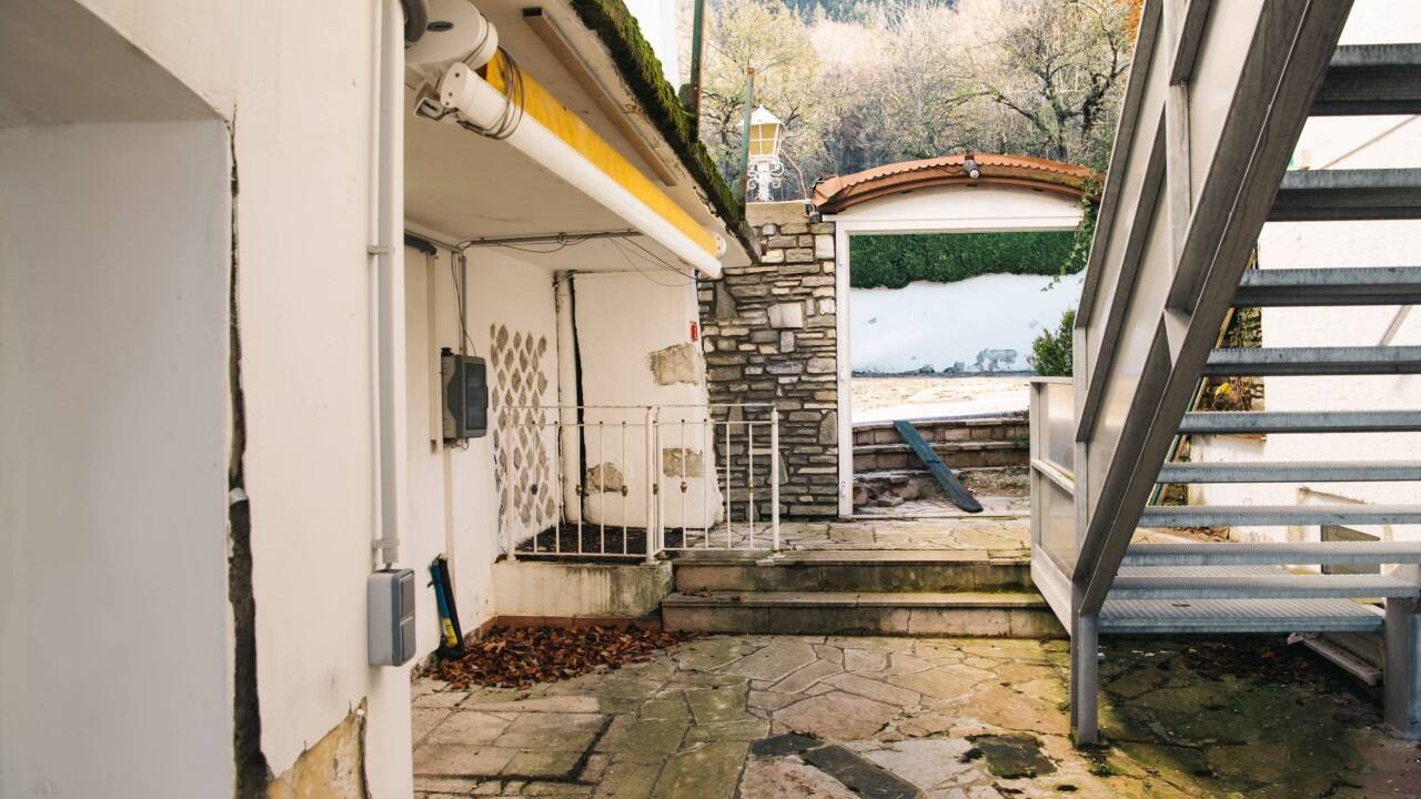 Seit ein paar Jahren steht das Kobenzl auf dem Salzburger Gaisberg leer. Die Bilder stammen aus dem November 2022.  