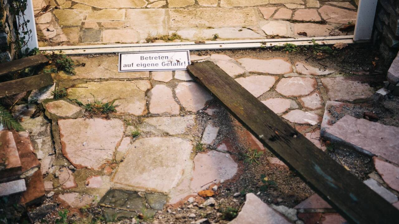 Seit ein paar Jahren steht das Kobenzl auf dem Salzburger Gaisberg leer. Die Bilder stammen aus dem November 2022.  