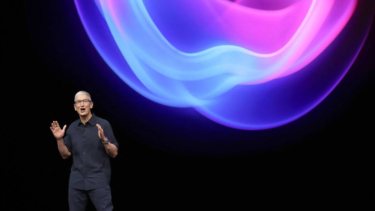 Apple-CEO Tim Cook bei der Präsentation der neuen iPhones  Apple-CEO Tim Cook bei der Präsentation der neuen iPhones