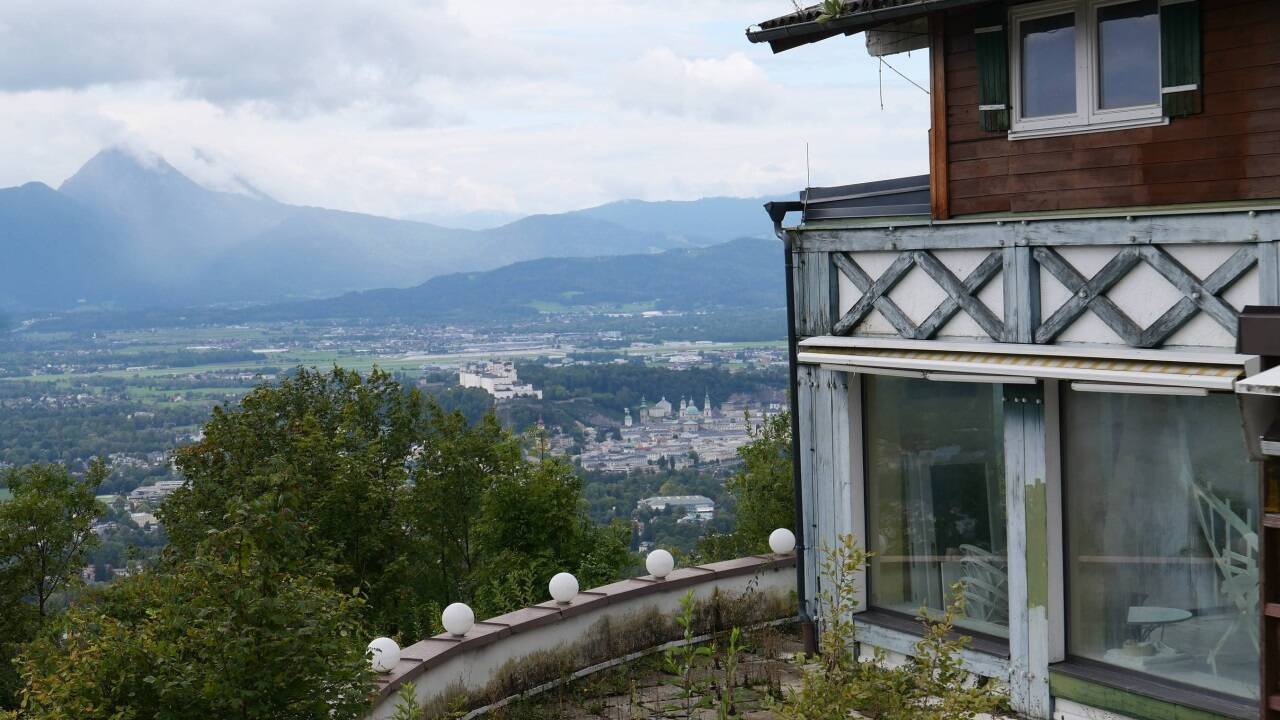 Traumhafte Lage über der Stadt Salzburg.  