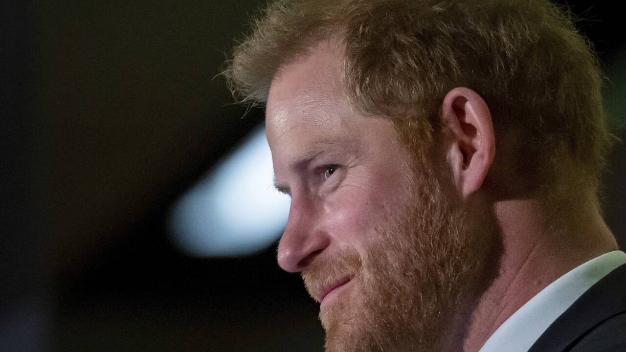 Prinz Harry heißt in vollem Namen Henry Charles Albert David, Duke of Sussex. Er wurde am 15. September 1984 geboren. 