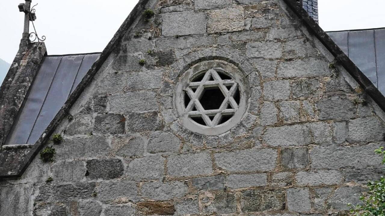 Das Hexagramm auf der Gasteiner Kirche.  