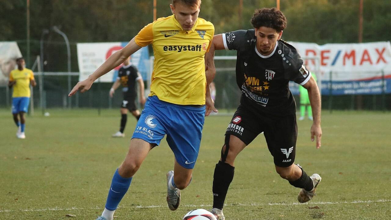 Artur Bakai (links) unterlag mit dem SAK Siezenheim. 