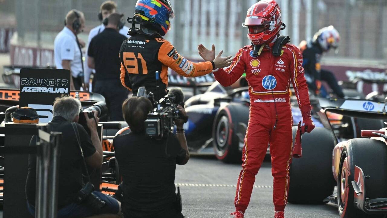 Leclerc jubelte in Baku  Leclerc jubelte in Baku