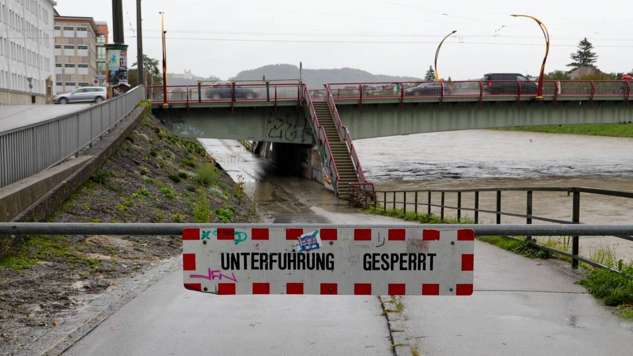 In der Stadt Salzburg wurden Unterführungen gesperrt. 