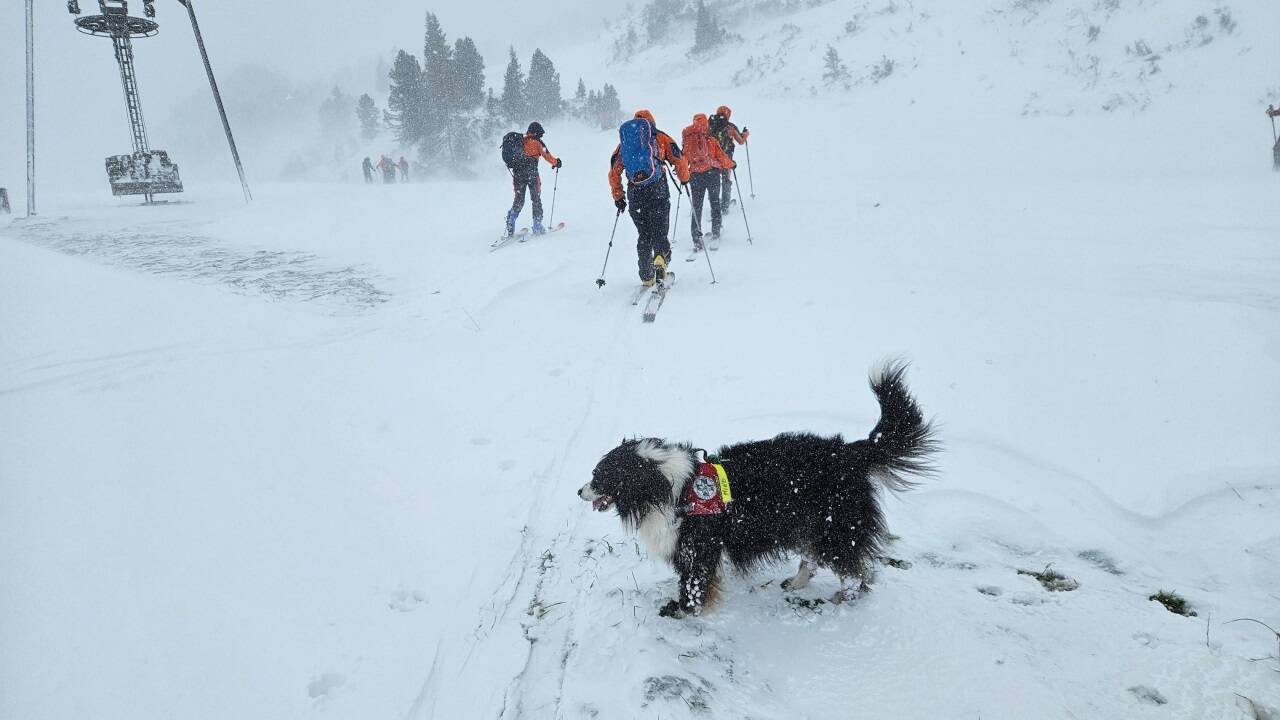 Fordernder Einsatz für die Bergretter.   Fordernder Einsatz für die Bergretter.