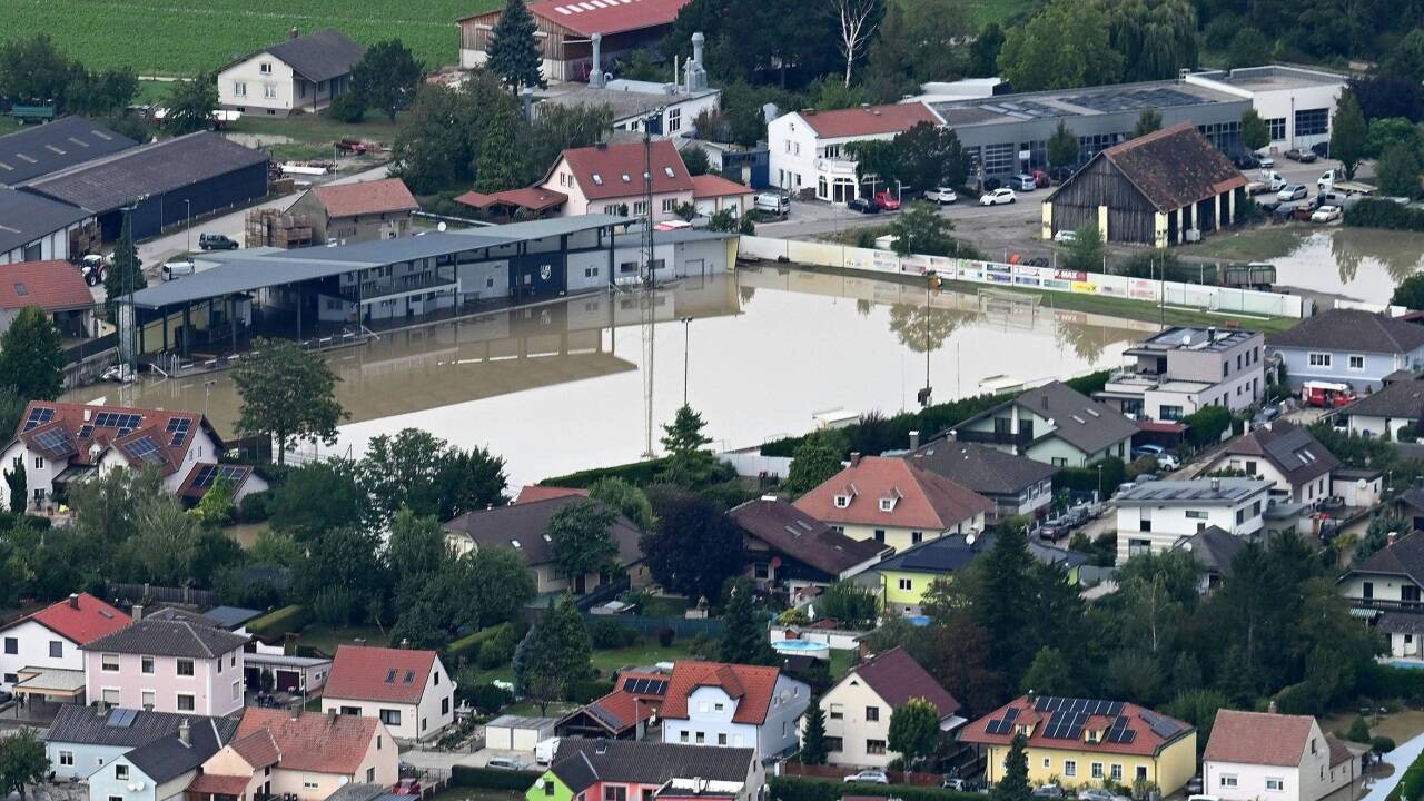 Der Sportplatz in Rust am Tullnerfeld.  Der Sportplatz in Rust am Tullnerfeld.
