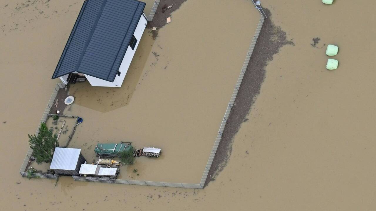 Luftaufnahmen vom Dienstag zeigen die Überschwemmungen im Tullnerfeld.  Luftaufnahmen vom Dienstag zeigen die Überschwemmungen im Tullnerfeld.