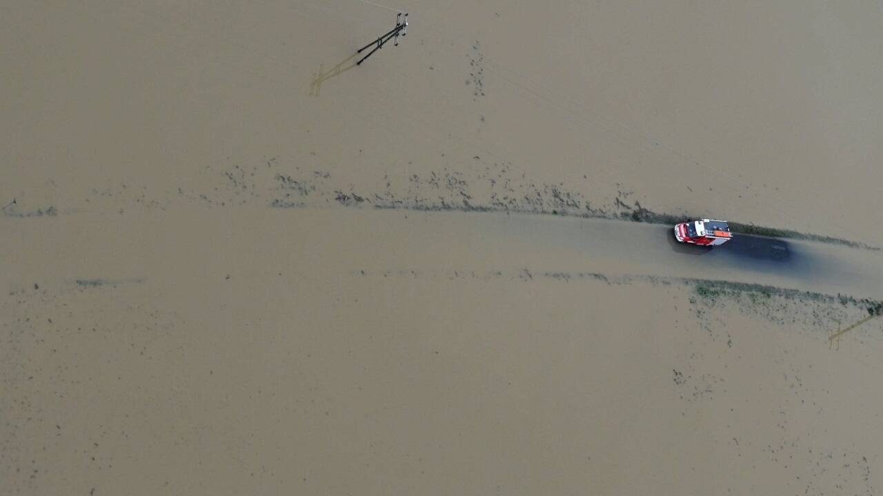 Luftaufnahmen vom Dienstag zeigen die Überschwemmungen im Tullnerfeld.  Luftaufnahmen vom Dienstag zeigen die Überschwemmungen im Tullnerfeld.