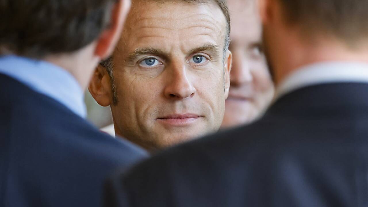Macron ernannte nur einen Minister aus dem linken Lager Macron ernannte nur einen Minister aus dem linken Lager