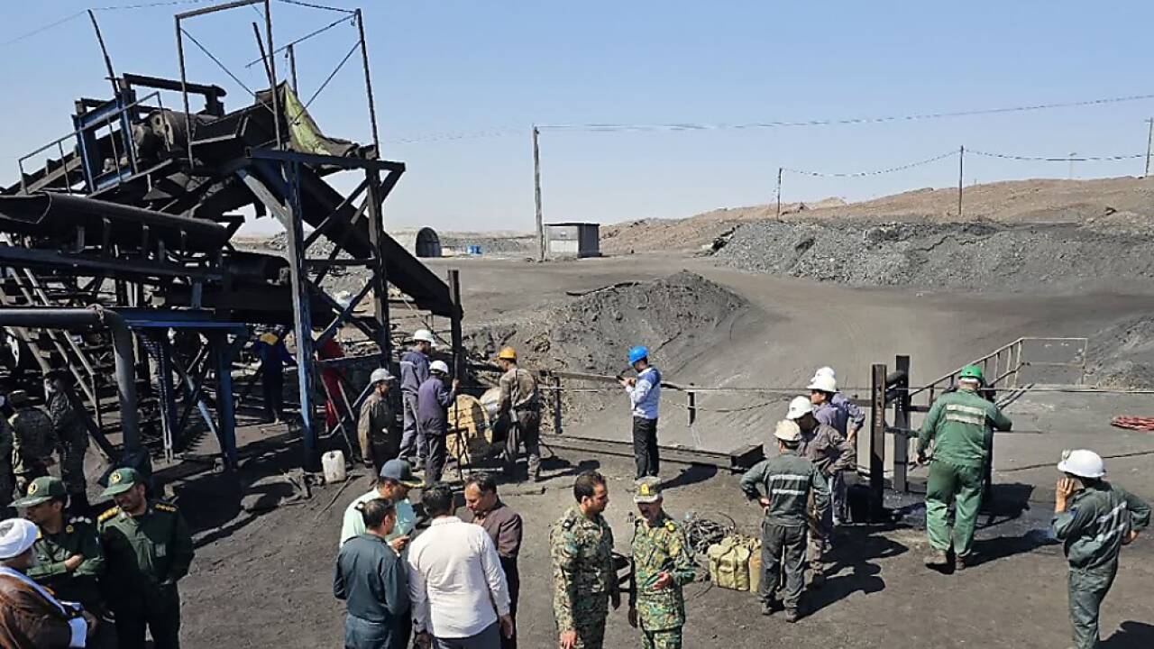 Rettungseinsatz läuft Rettungseinsatz läuft