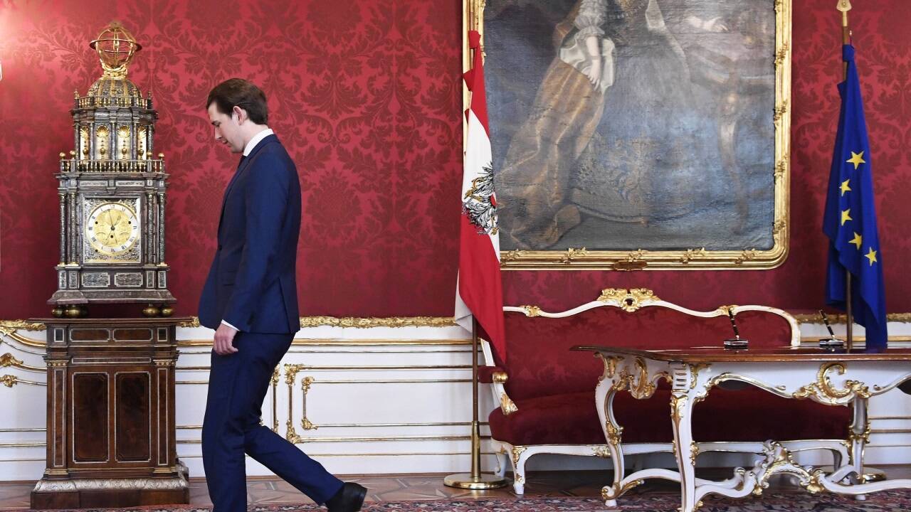 Ein Geschlagener verlässt das Feld: Sebastian Kurz.  Ein Geschlagener verlässt das Feld: Sebastian Kurz.