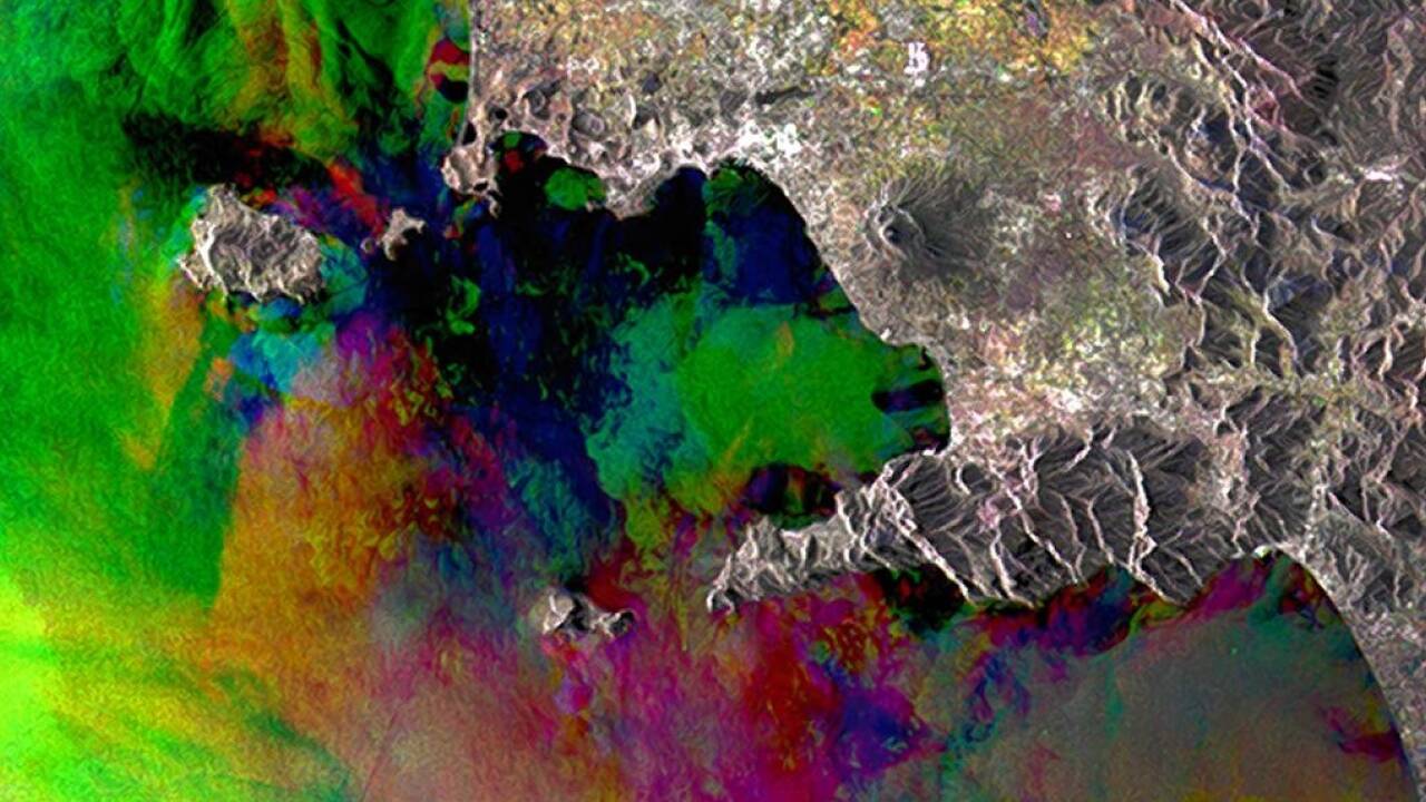 Eine Satelliten-Aufnahme zeigt die Bucht von Neapel mit den sogenannten Phlegräischen Feldern. 
