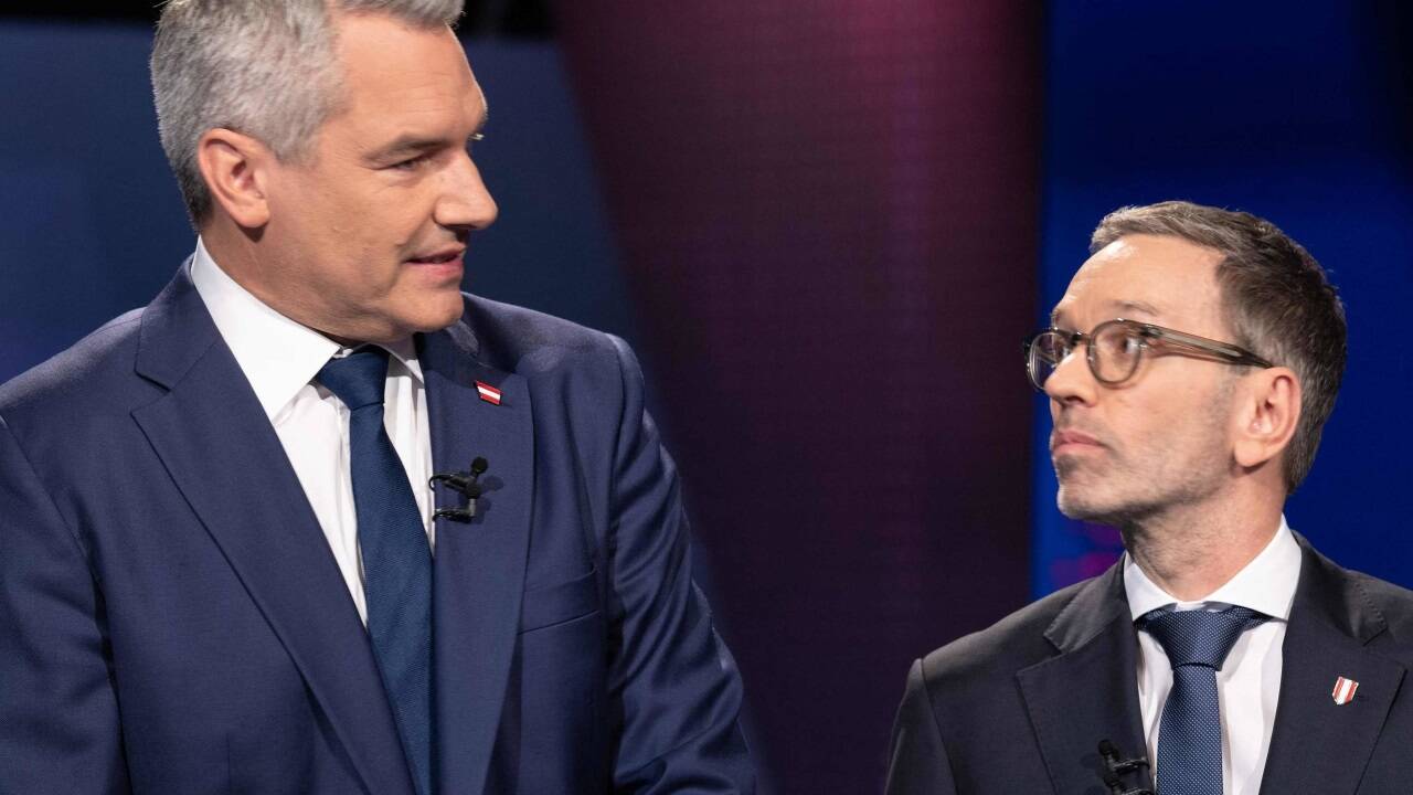 Nehammer, Kickl: Die FPÖ ist nun zur Nummer eins aufgestiegen. Nehammer, Kickl: Die FPÖ ist nun zur Nummer eins aufgestiegen.