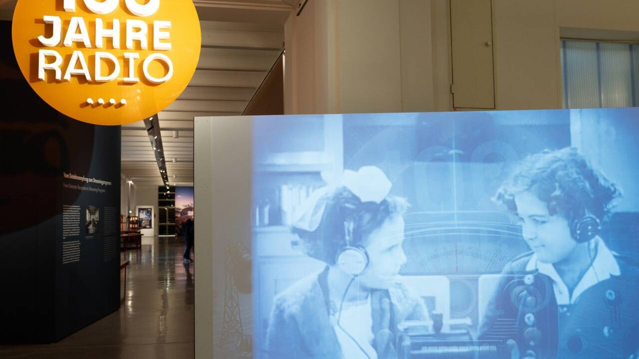 Zeitreise durch die Radiogeschichte im Technischen Museum Wien. Zeitreise durch die Radiogeschichte im Technischen Museum Wien.