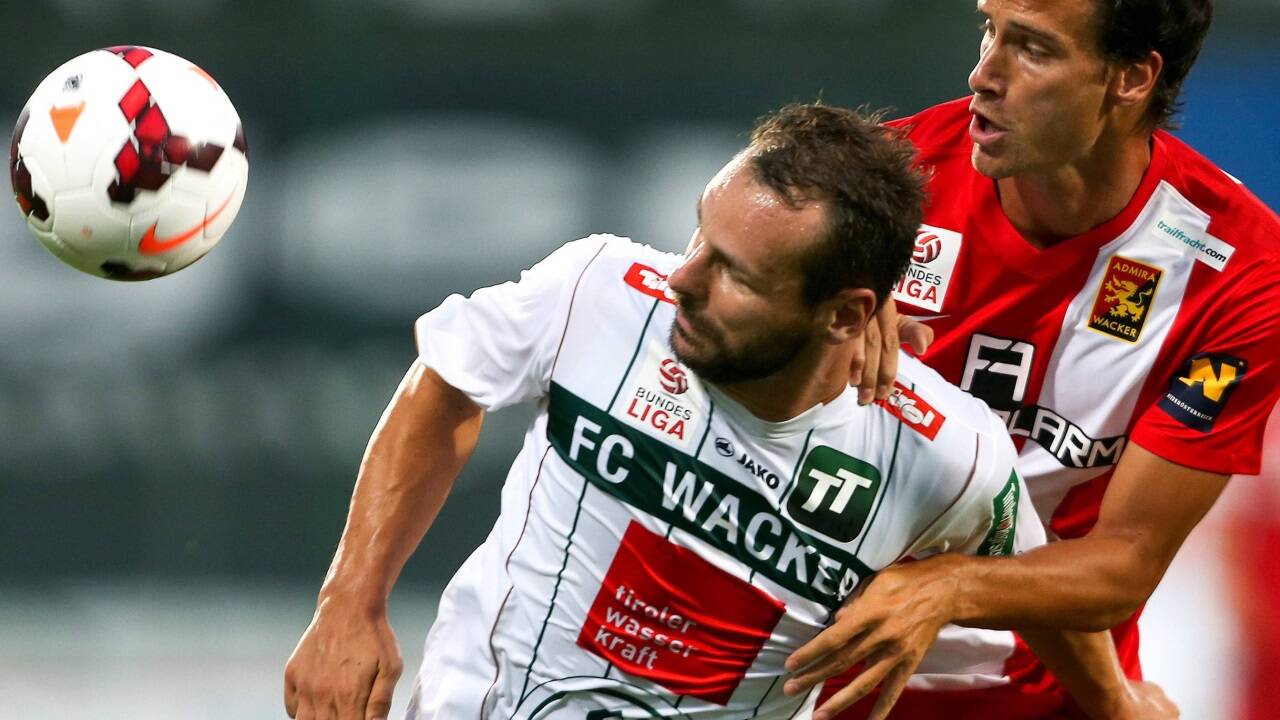 2013 duellierte sich Peter Pöllhuber (rechts) im Admira-Trikot mit Roman Wallner.  2013 duellierte sich Peter Pöllhuber (rechts) im Admira-Trikot mit Roman Wallner.