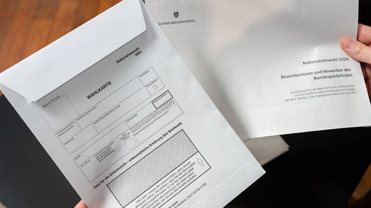 Eine Wahlkarte zur Nationalratswahl 2024 